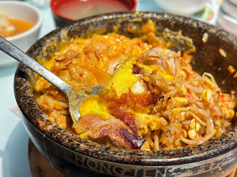 朝鮮味韓國料理 只要點主餐 多達30種小菜任您吃到飽！ @兔貝比的菲比尋嚐
