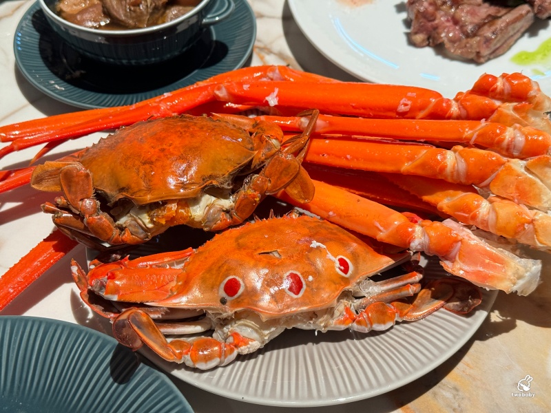 漢來集團首間Fine Dining Buffet 島語自助餐廳 鱈場蟹、干貝、生蠔、海膽、肋眼牛排自由 超過200道料理吃爽爽啦！平日午餐菜色 @兔貝比的菲比尋嚐