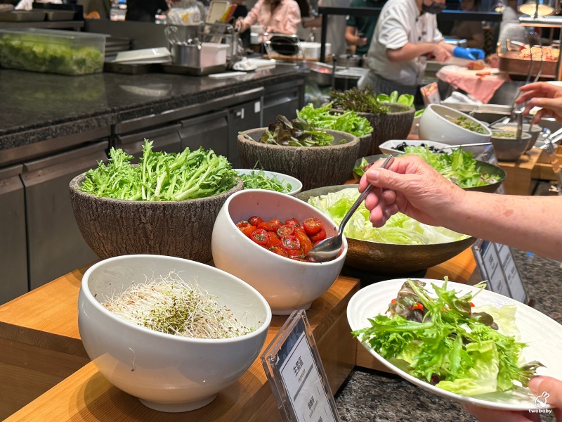 饗食天堂新北板橋店 吃到飽界的模範生 平日午餐不用一千元 CP值超高！ @兔貝比的菲比尋嚐