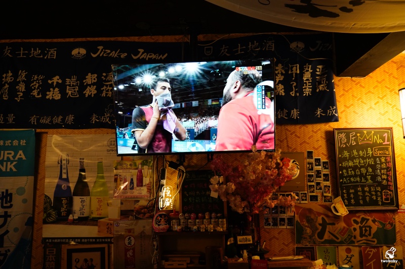 隱居いざかや居酒屋府中店 板橋超人氣平價居酒屋 濃濃懷舊風情 彷彿秒飛到日本！ @兔貝比的菲比尋嚐