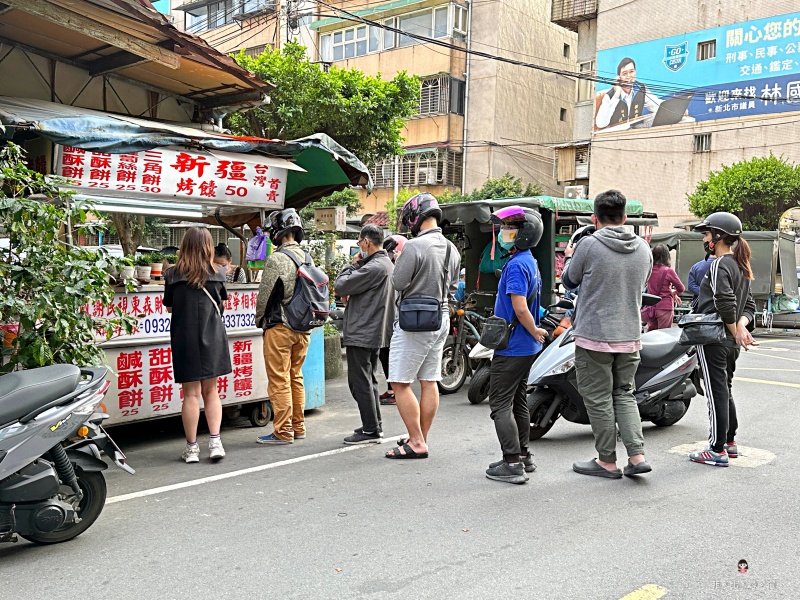 全家霜淇淋新口味「靜岡抹茶霜淇淋」搭配濃黑巧克力 超濃郁雙重享受 限時3天5支188元！＋10元還送Pocky香蕉棒 @兔貝比的菲比尋嚐