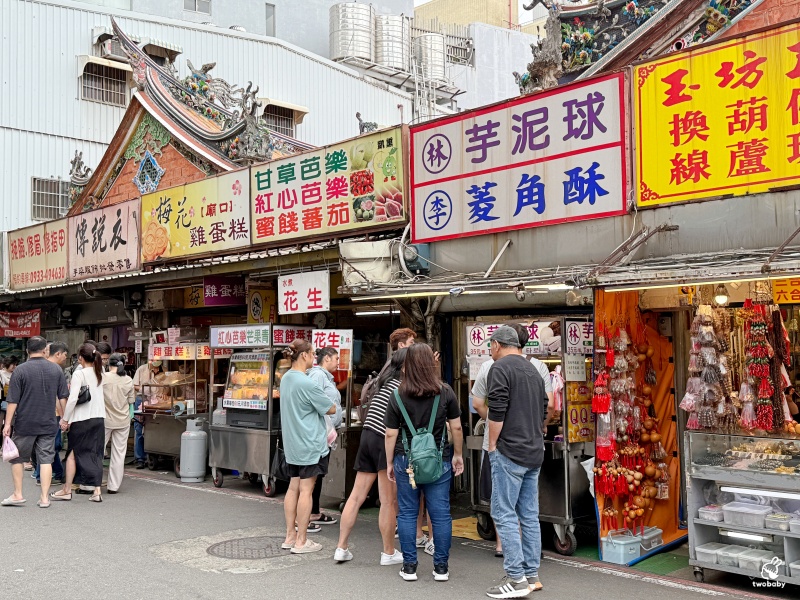 林家芋泥球 廟口必吃巨無霸芋泥球 現包現炸飽滿紮實甜而不膩 日賣1000顆有夠夯！ @兔貝比的菲比尋嚐