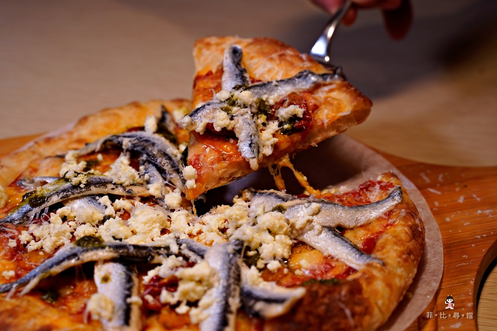 義大利米蘭手工窯烤披薩 台北中山店 LV精品級手工窯烤披薩 台北市最好吃的披薩 吃了會讓你流淚！ @兔貝比的菲比尋嚐